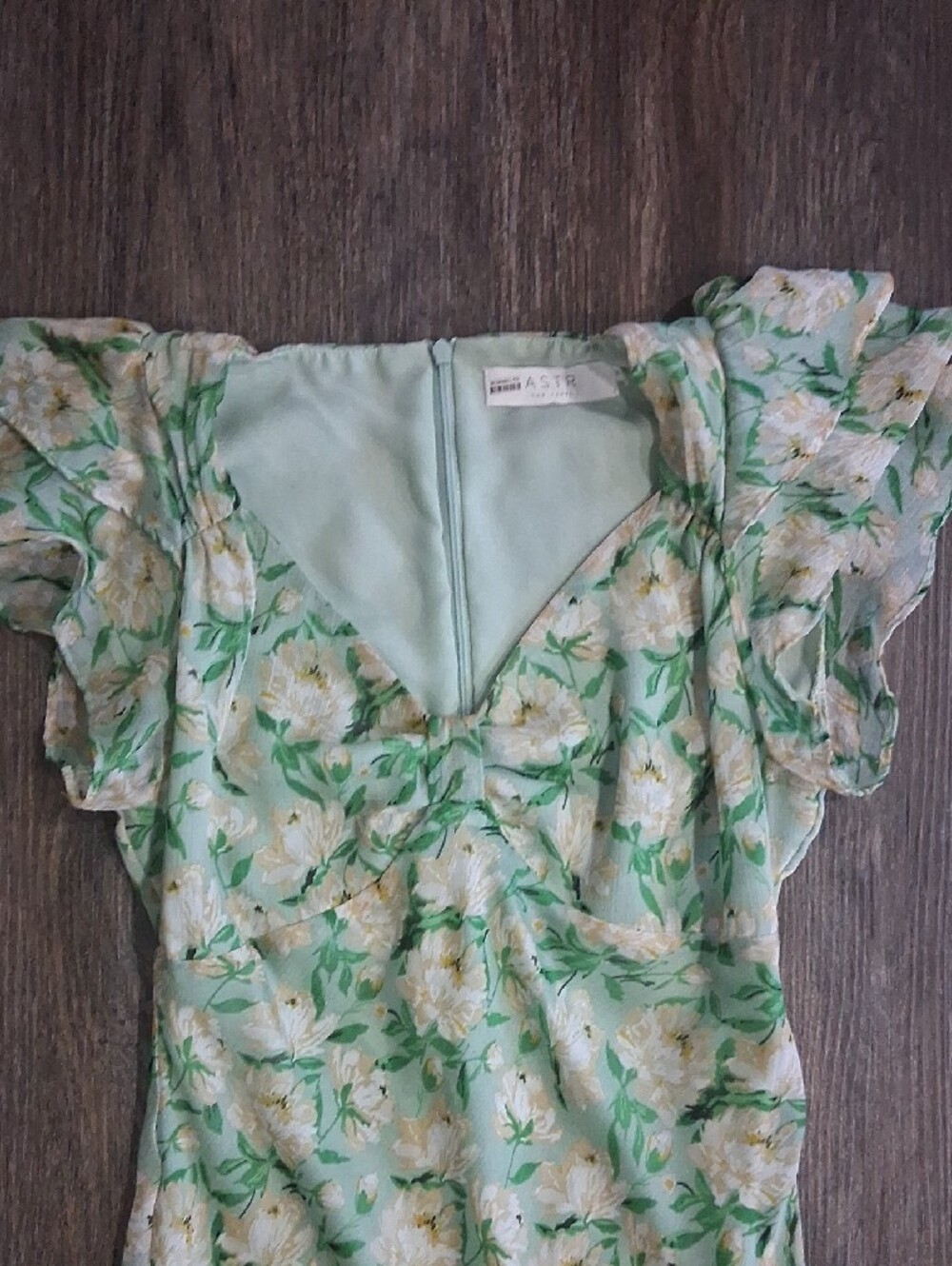 Astr Mint Floral Maxi Dress with Puff Sleeves - Picture 2 of 5